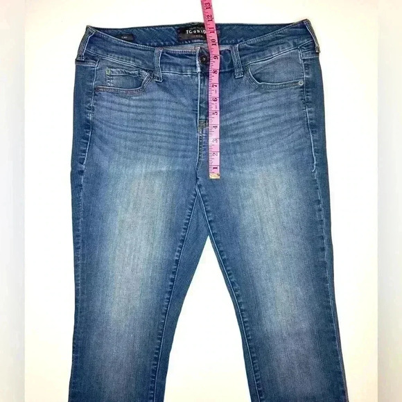 Torrid Women’s Premium Stretch Skinny Jeans Size - 10R - Picture 8 of 13